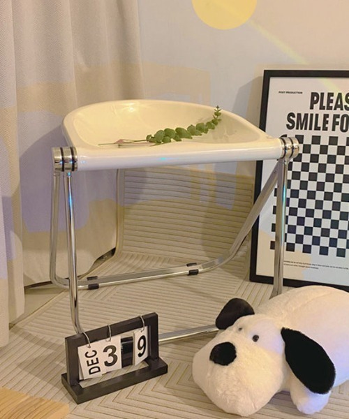 Made in I（メイドインアイ）の「Folding mid century chair stool（家具・レディース・オレンジ/イエロー/グリーン/ホワイト/クリア/グレー/ブラック・FREE）」の13枚目の写真