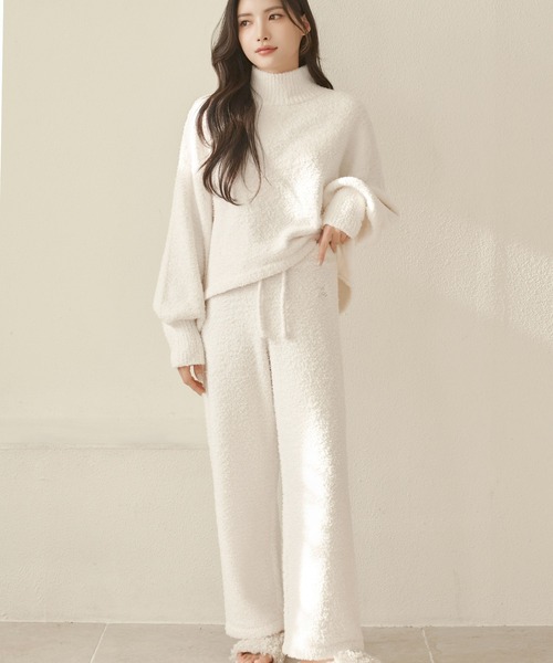 P.snow》タートルネックトップス＆ロングパンツ（ルームウェア