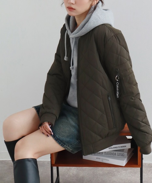 Calvin Klein(カルバン・クライン)の「【Calvin Klein/カルバンクライン】QUILTED BASEBALL JACKET/キルテッドベースボールジャケット(MA-1・メンズ・ブラック/ネイビー/オリーブ・S/XL/M/L)」の16枚目の写真