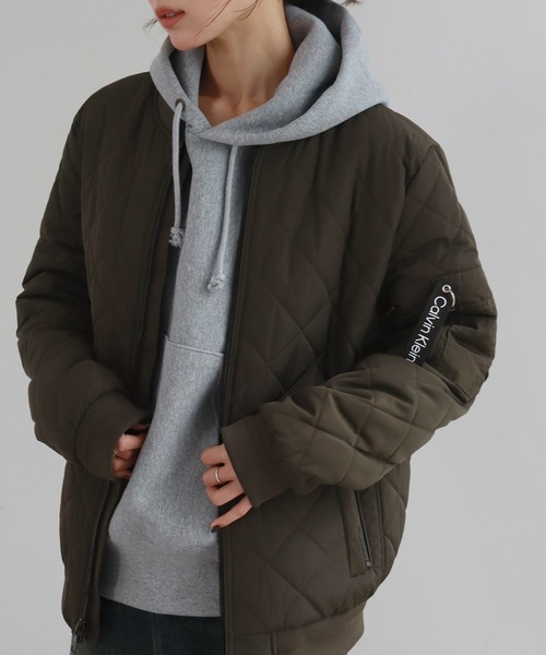 Calvin Klein(カルバン・クライン)の「【Calvin Klein/カルバンクライン】QUILTED BASEBALL JACKET/キルテッドベースボールジャケット(MA-1・メンズ・ブラック/ネイビー/オリーブ・S/XL/M/L)」の18枚目の写真