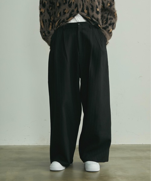 Double Pleated Pinstripe Slacks / ダブルタックピンストライプ