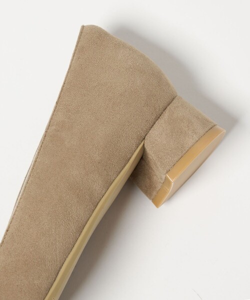 green label relaxing(グリーンレーベルリラクシング)の「ポインテッド バックル パンプス 晴雨兼用 撥水(パンプス・レディース・ベージュ/オフホワイト/ブラック・25cm/24.5cm/24cm/23.5cm/23cm/22.5cm)」の13枚目の写真