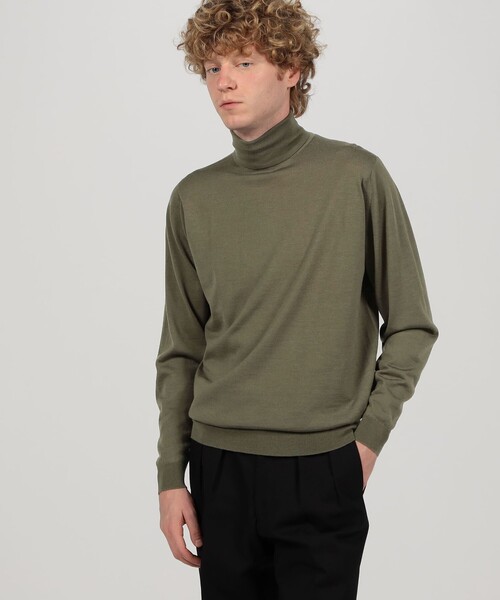 JOHN SMEDLEY LEVINE メリノウールタートルネックニット（ニット