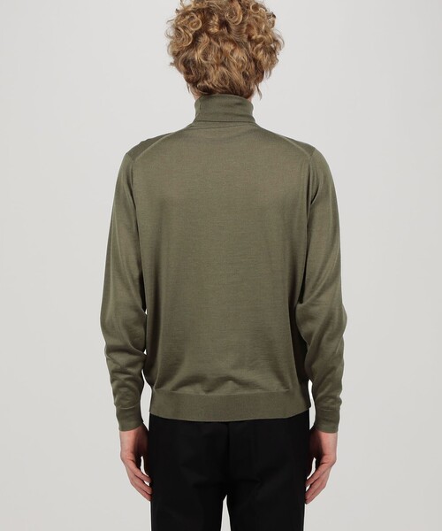 JOHN SMEDLEY LEVINE メリノウールタートルネックニット（ニット