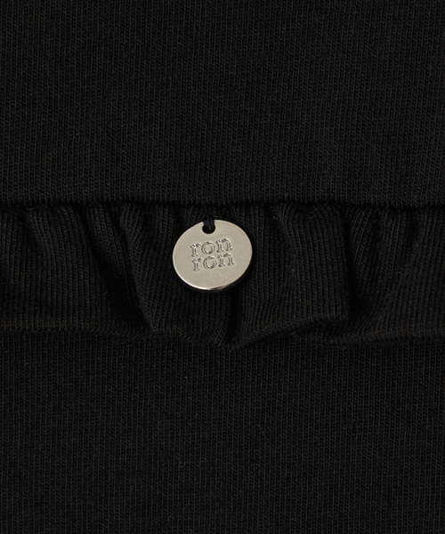 RONRON（ロンロン）の「PENDANT LINE FRILL BASIC FIT T SHIRT BLACK（Tシャツ/カットソー・レディース・その他・FREE）」の5枚目の写真