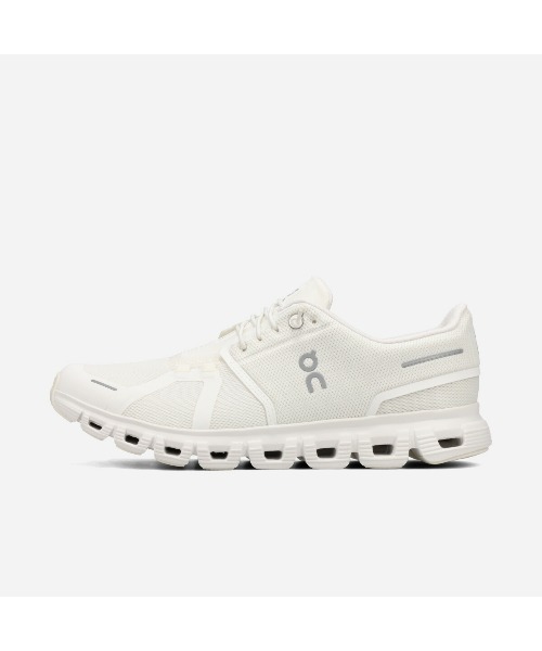 On(オン)の「ON CLOUD 6 (M) / オン クラウド 6 / 3MF10071200(スニーカー・メンズ・ホワイト・25.5cm/26cm/26.5cm/27cm/27.5cm/28cm/28.5cm/29cm/25cm/30cm)」の4枚目の写真