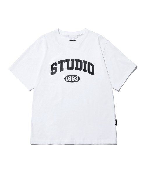 1993STUDIO（1993スタジオ）の「スタジオアーチロゴTシャツ_ホワイト（Tシャツ/カットソー・レディース・その他・SMALL/MEDIUM/LARGE）」の2枚目の写真