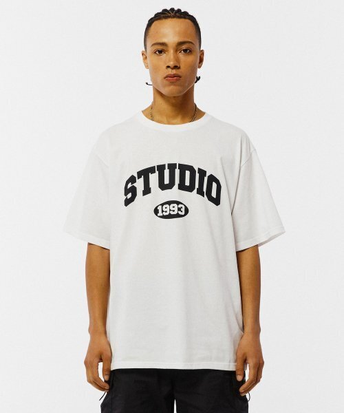 1993STUDIO（1993スタジオ）の「スタジオアーチロゴTシャツ_ホワイト（Tシャツ/カットソー・レディース・その他・SMALL/MEDIUM/LARGE）」の4枚目の写真