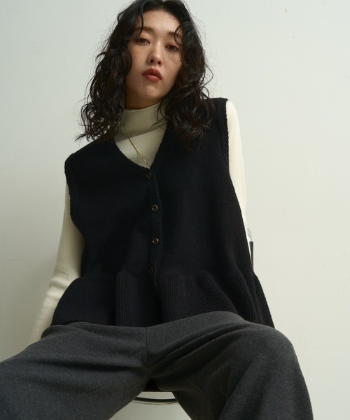 Lutim by u（ルチバイユー）の「Washable peplum knit vest