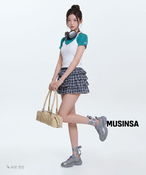 YOUHEE(ユヒ)の「EYELET SLEEVELESS WHITE(Tシャツ/カットソー・レディース・その他・FREE)」の5枚目の写真