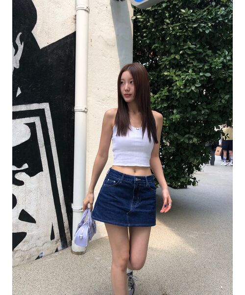 YOUHEE(ユヒ)の「EYELET SLEEVELESS WHITE(Tシャツ/カットソー・レディース・その他・FREE)」の2枚目の写真