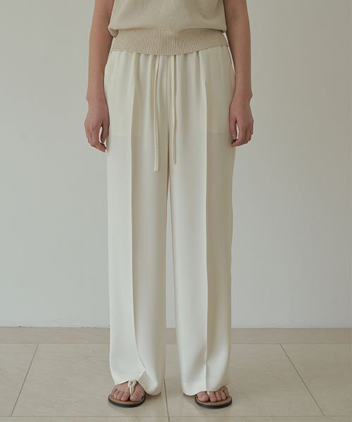 LINGSEOUL(リングソウル)の「relax banded pants-cream(スラックス・レディース・その他・FREE)」の1枚目の写真
