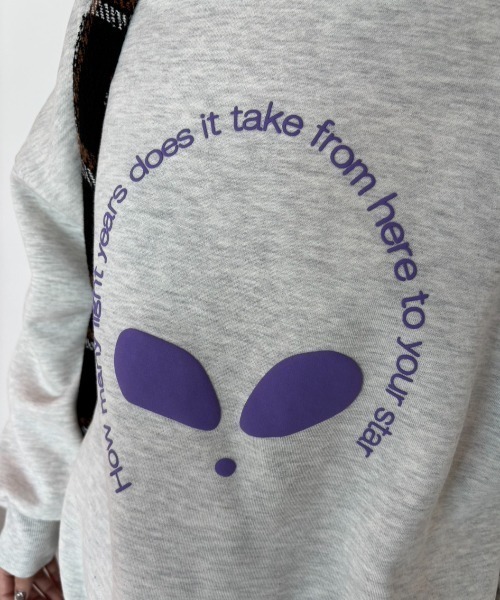 MERLOT（メルロー）の「宇宙への問いかけスウェット（スウェット・レディース・ライトグレー/ネイビー・FREE）」の9枚目の写真