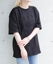 /ARC/SWITCH by ARCH/エンボス ロゴ Tシャツ