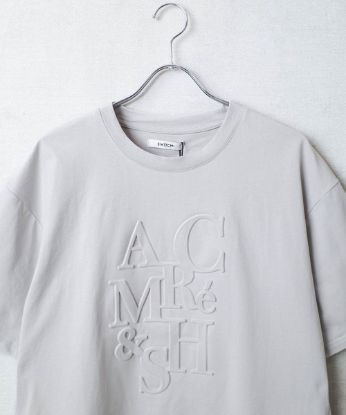 SWITCH BY ARCH(スイッチバイアーチ)の「/ARC/SWITCH by ARCH/エンボス ロゴ Tシャツ(Tシャツ/カットソー・レディース・ホワイト/ブラック・FREE)」の10枚目の写真