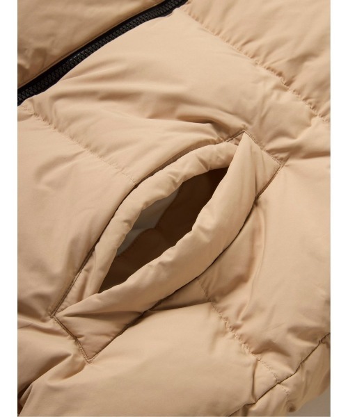 FIRST DOWN(ファーストダウン)の「【ファーストダウン 撥水防風 リバーシブル】FIRSTDOWN USA BUBBLE スタンド ダウン(ダウンジャケット/コート・メンズ・イエロー/ライトグレー/ブラック/ベージュ・LARGE/X-LARGE/MEDIUM)」の17枚目の写真
