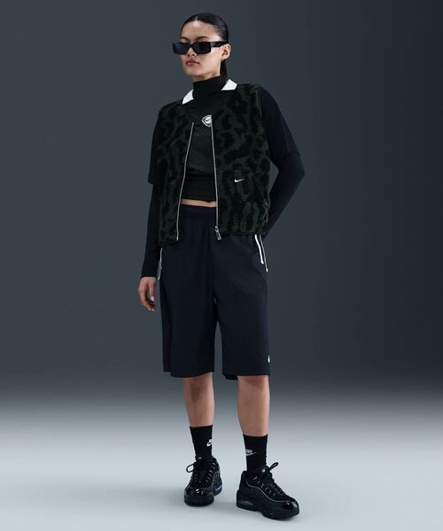 NIKE（ナイキ）の「ナイキ スポーツウェア ウィメンズ ハイパイル フリース ベスト / Nike Sportswear Women's High-Pile Fleece Vest HV2074-010 Black（ベスト・レディース・ブラック・XL/M/XS/L/S）」の5枚目の写真