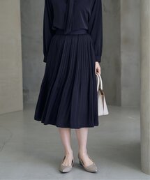 IKKA LOUNGE（イッカラウンジ）の「サテンプリーツスカート（スカート）」