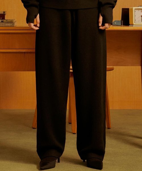 DURTの「RESORT WOOL PANTS (BLACK)(その他パンツ・レディース・その他・LARGE/MEDIUM)」の2枚目の写真