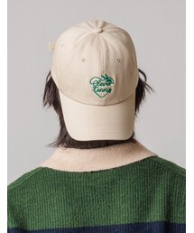 CLEVER FIELD（クレバーフィールド）の「ハートクレバー刺繍ボールキャップ_ベージュ（キャップ）」