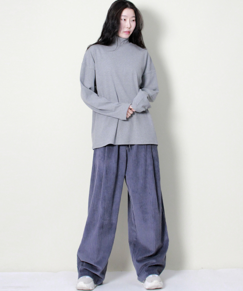 DEMARC(ドゥマーク)の「ワイドフィットコーデュロイワンタックバンディングパンツグレーシーブルー(その他パンツ・レディース・その他・MEDIUM/LARGE)」の1枚目の写真