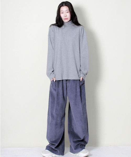 DEMARC(ドゥマーク)の「ワイドフィットコーデュロイワンタックバンディングパンツグレーシーブルー(その他パンツ・レディース・その他・MEDIUM/LARGE)」の3枚目の写真