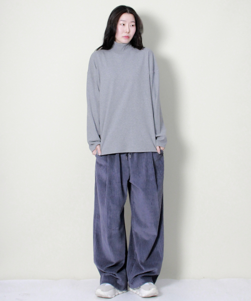 DEMARC(ドゥマーク)の「ワイドフィットコーデュロイワンタックバンディングパンツグレーシーブルー(その他パンツ・レディース・その他・MEDIUM/LARGE)」の4枚目の写真