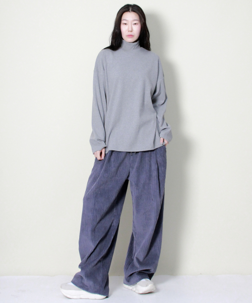 DEMARC(ドゥマーク)の「ワイドフィットコーデュロイワンタックバンディングパンツグレーシーブルー(その他パンツ・レディース・その他・MEDIUM/LARGE)」の6枚目の写真