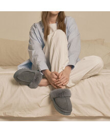 INNUIT（イヌイット）の「キノヒプラットフォームファーサンダル LUMI IL-2023-37 グレー（サンダル）」