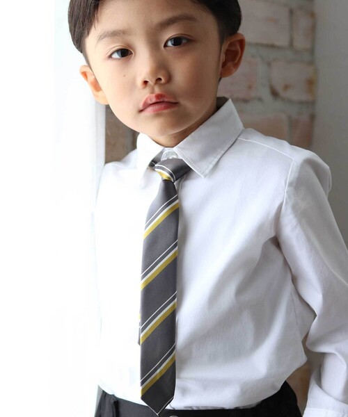 BeBe（ベベ）の「レジメンタルネクタイ（ネクタイ・キッズ・グレー系その他/ブルー系その他・FREE）」の2枚目の写真