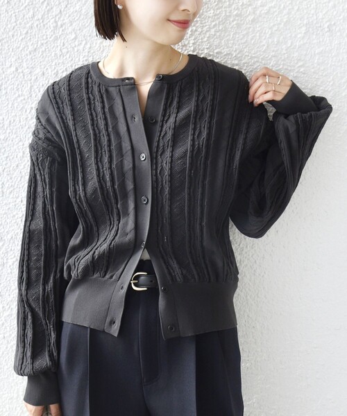 SHIPS（シップス）の「【WEB限定】〈手洗い可能〉レース 編み 2WAY カーディガン（カーディガン/ボレロ・レディース・グリーン/オフホワイト/チャコールグレー・ONE SIZE）」の4枚目の写真