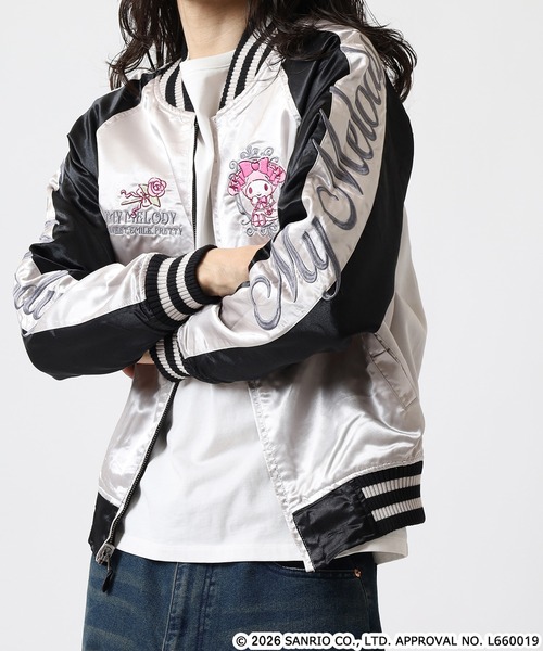 sanrio(サンリオ)の「サンリオキャラクターズ リバーシブルスカジャン(スカジャン・レディース・ブラック×シルバー/ブラック×ブラック/ブラック×ゴールド/ピンク系その他・M/LL/L)」の22枚目の写真