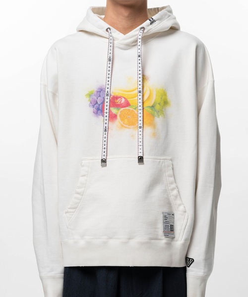 Maison MIHARA YASUHIRO(メゾンミハラヤスヒロ)の「Fruit Printed Hoodie(スウェット・メンズ・グレー/ブラック/ホワイト・46/48/44)」の8枚目の写真