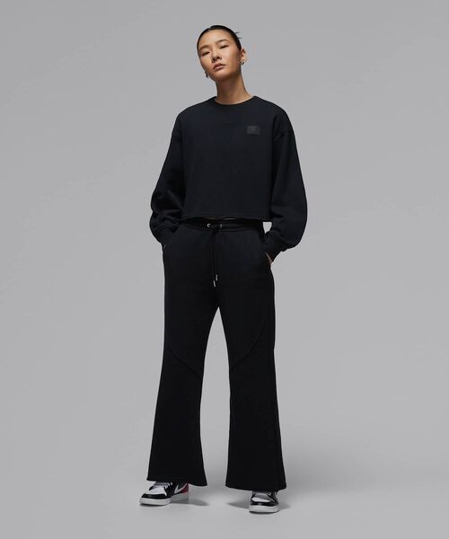 JORDAN BRAND（ジョーダンブランド）の「ジョーダン フライト フリース ウィメンズ フレア パンツ / Jordan Flight Fleece Women's Flared Pants IF1025-010 Black（スウェットパンツ・レディース・ブラック・L/M/S/XS/XL）」の5枚目の写真