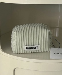 ALAND（エーランド）の「REPEAT／Powdery スクエアポーチ（ポーチ）」