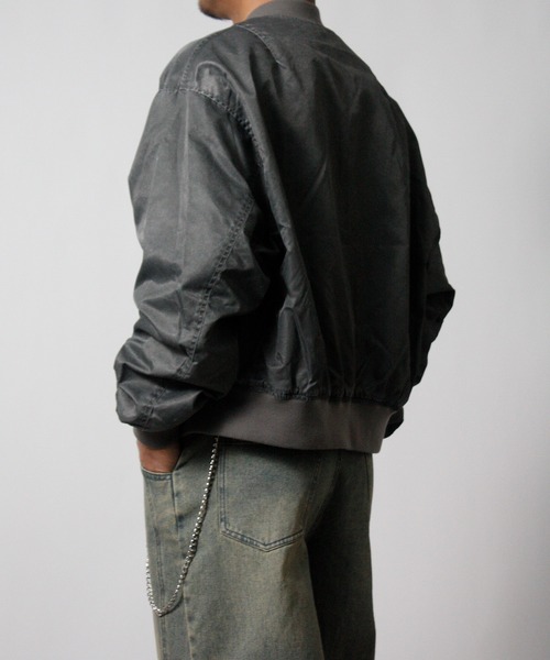 NYLAUS(ナイラス)の「【Nylaus】2026新作 ヴィンテージ ショート丈 MA-1ブルゾン フライトジャケット ミリタリージャケット ナイロンジャケット(MA-1・メンズ・グレー/ブラック・L/M)」の5枚目の写真