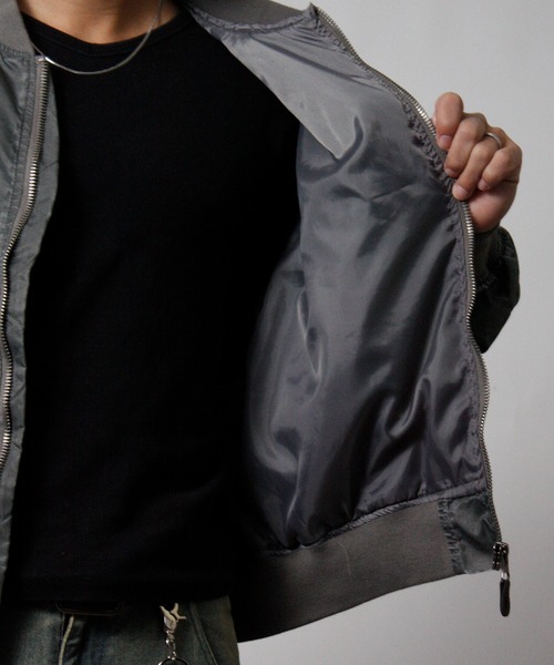 NYLAUS(ナイラス)の「【Nylaus】2026新作 ヴィンテージ ショート丈 MA-1ブルゾン フライトジャケット ミリタリージャケット ナイロンジャケット(MA-1・メンズ・グレー/ブラック・L/M)」の18枚目の写真