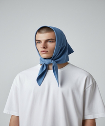 BORN SLIPPY（ボーンスリッピー）の「Crystal Triangle Knit Scarf (Sky Blue)（バンダナ/スカーフ）」
