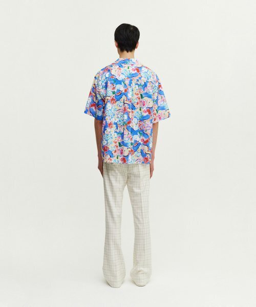 FROM ARLES(フロムアルル)の「オーバーサイズ半袖シャツ / フラワープリント(シャツ/ブラウス・メンズ・その他・L)」の3枚目の写真