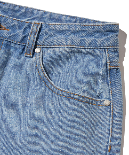 BROWNBREATH（ブラウンブレス）の「TAG WORKER DENIM PANTS - LIGHT BLUE（デニムパンツ・レディース・その他・S/M/L/XL）」の4枚目の写真