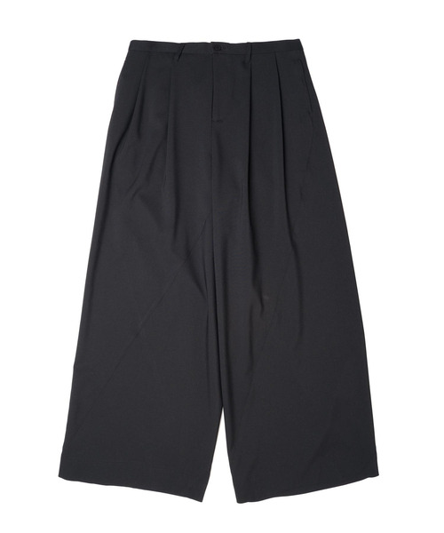 yoshiokubo(ヨシオクボ)の「yoshiokubo ヨシオクボ / TWIST SLACKS ツイストパターンワイドスラックス / YKS26416(スラックス・メンズ・ブラック・3/2)」の6枚目の写真