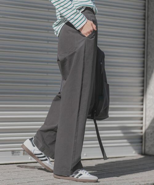 FORK&SPOON（フォークアンドスプーン）の「FORK&SPOON　センターシームパンツ（その他パンツ・レディース・ベージュ/チャコールグレー・2/1）」の7枚目の写真