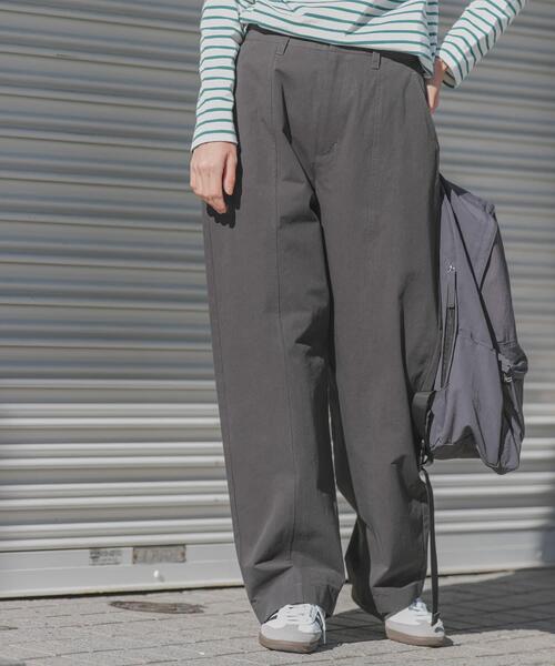 FORK&SPOON（フォークアンドスプーン）の「FORK&SPOON　センターシームパンツ（その他パンツ・レディース・ベージュ/チャコールグレー・2/1）」の8枚目の写真