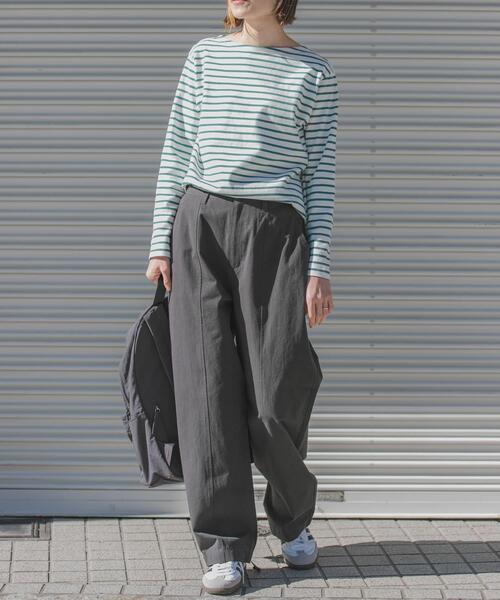 FORK&SPOON（フォークアンドスプーン）の「FORK&SPOON　センターシームパンツ（その他パンツ・レディース・ベージュ/チャコールグレー・2/1）」の9枚目の写真