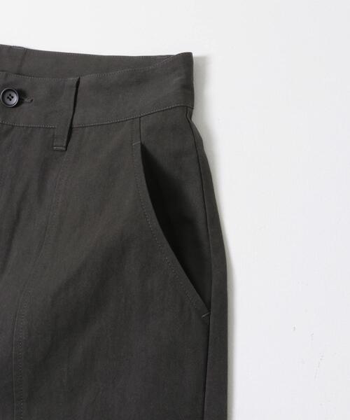 FORK&SPOON（フォークアンドスプーン）の「FORK&SPOON　センターシームパンツ（その他パンツ・レディース・ベージュ/チャコールグレー・2/1）」の12枚目の写真