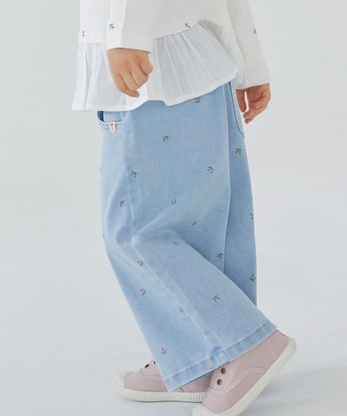 moimoln（モイモルン）の「チューリップポケットワイドデニムパンツ（デニムパンツ・キッズ・ブルー/ライトブルー・90cm/100cm/110cm/120cm/130cm）」の20枚目の写真