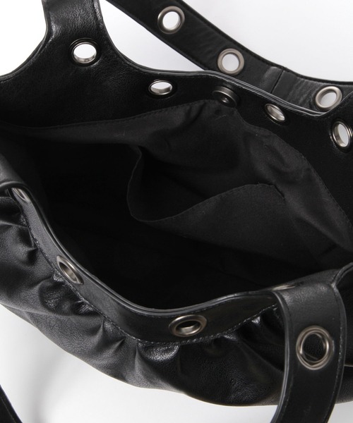 3.3 Field Trip （3.3フィールドトリップ）の「3.3 Field Trip／ハトメ付きバッグ（ショルダーバッグ・レディース・ブラック・FREE）」の2枚目の写真