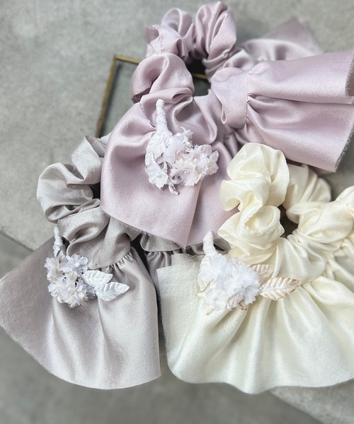 m.soeur（エムスール）の「クララとサテンのシュシュ（シュシュ・レディース・グレー/ホワイト/ピンク・FREE）」の20枚目の写真