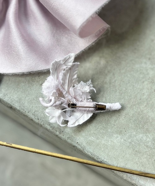 m.soeur（エムスール）の「クララとサテンのシュシュ（シュシュ・レディース・グレー/ホワイト/ピンク・FREE）」の14枚目の写真