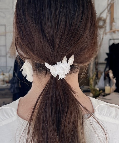 m.soeur（エムスール）の「クララとサテンのシュシュ（シュシュ・レディース・グレー/ホワイト/ピンク・FREE）」の7枚目の写真